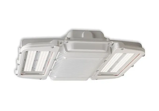 Iluminación para fábricas con lámparas led a los costados en forma rectangular, es de color blanco
