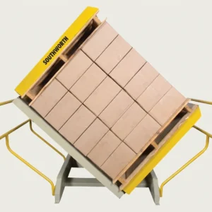 Vista lateral del producto PalletPal Rotator-Inverters en donde se puede ver como está medio inclinado.